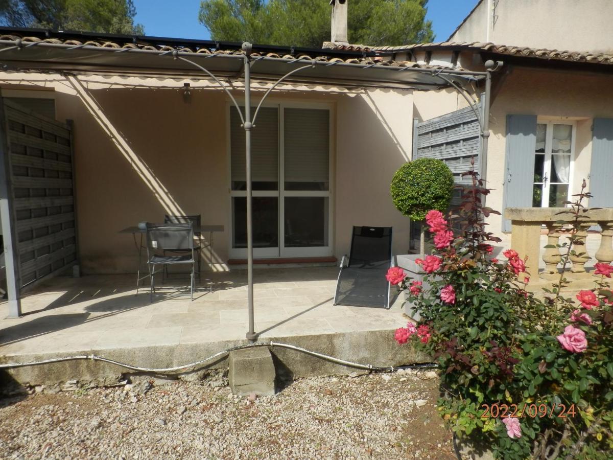 Mas Les Vieux Chenes Bed & Breakfast Lambesc