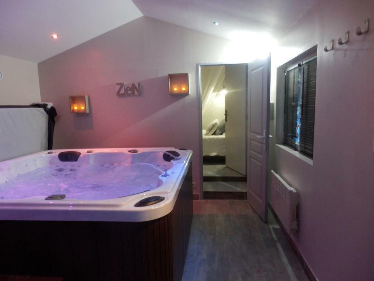 Bed & Breakfast Mas Les Vieux Chenes Lambesc